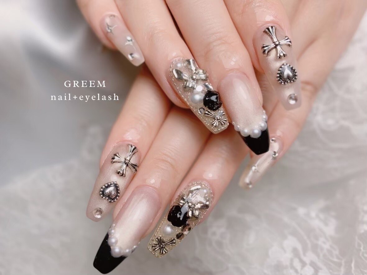 2025年-2026年冬トレンド】ブラック スーパーロングのネイルデザイン集