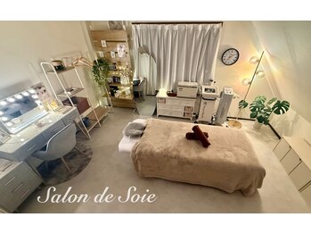 サロン ド ソワ(Salon de Soie)/1フロア貸切で落ちつける空間に