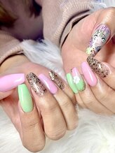 リノ(Lino)/蜜璃ちゃんネイル