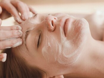 シャルール(Chaleur)/〔アロマフェイシャル〕