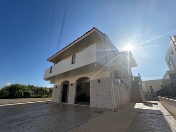 アカラ 読谷店(AKALA)