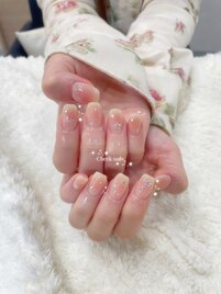 キラキラチークネイル