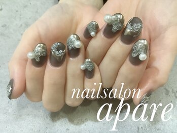 個性派デザインネイル