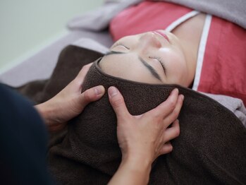 楽リラックの写真/PC仕事で疲れた方、睡眠不足の方へ★首、肩、腰、ふくらはぎを集中的にもみほぐし、日々の疲れを解消◎