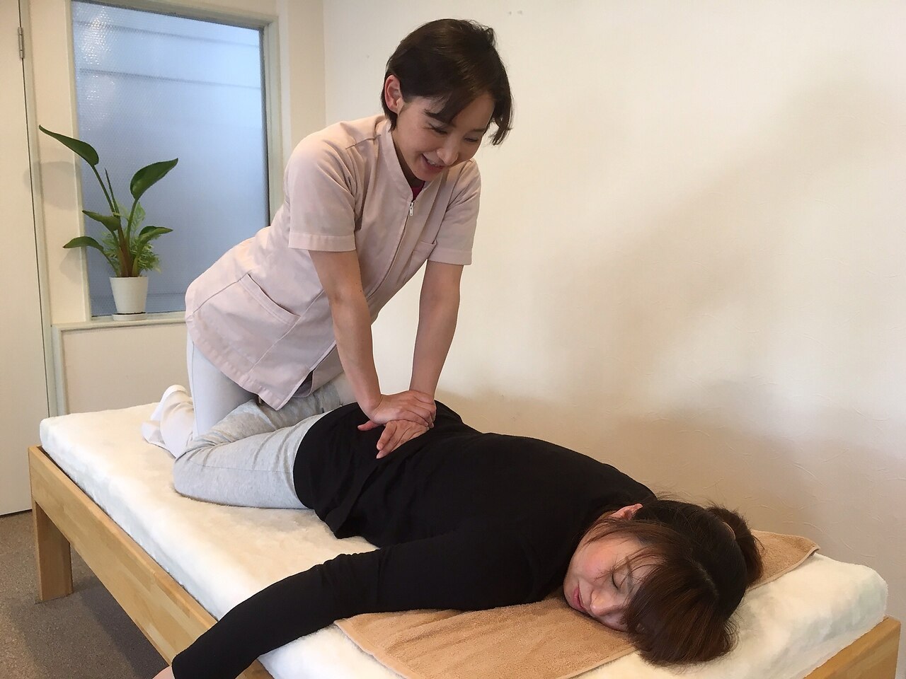 【初めての方】　骨盤調整 + 肩・腰スッキリ  60分