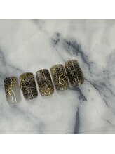 ミィスネイルズ(mies nails.)/パイソン柄ネイル