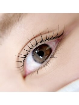 マザーチーク(Mother cheek)/どこから見ても綺麗なまつげに☆