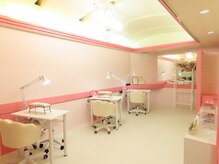 ネイルアンバー 西向田店(Nail amber)の雰囲気（４席あるからお友達と同時施術可能★）