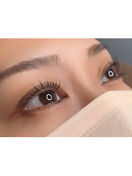 ナチュラル上品な目元にしたい