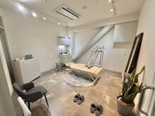 ハクト(Hakuto)/サロンの内観