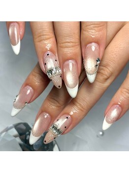 ランテルディ 梅田中崎町店(L'Interdit)の写真/ワンホンネイルが得意なサロン♪長さだし/フィルイン可能◎持ちの良さ◎ 【梅田/中崎町】