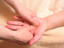 ラクール/腕の疲れにハンドマッサージ