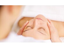 マヴィ 香里園店(MavY.)/ROYFACE 泡パックの魅力と使い方