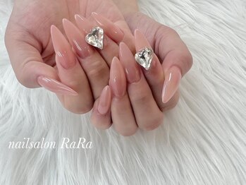 ピンクベージュとハート