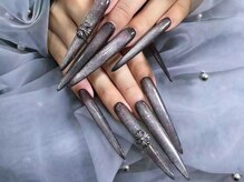 池袋駅で長さだしネイルをするなら!チップ長さだしで自然なロングネイルに