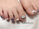 ホワイトネイル(WHITE NAIL)の写真/【人気のフットネイル】マグネットネイル￥7500☆年中ご予約可能♪豊富なアートでサンダル姿の対策を♪