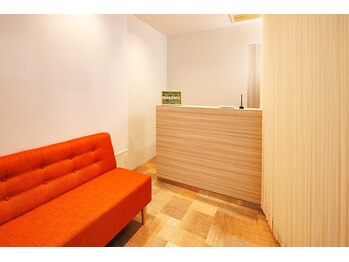 ラ コンシェル 町田店/明るい受付で気分も晴れやかに☆