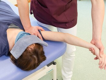 おはな整骨院 茅ヶ崎/肩が上げにくくなってませんか？