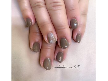 エムシーベル(m.c bell)/