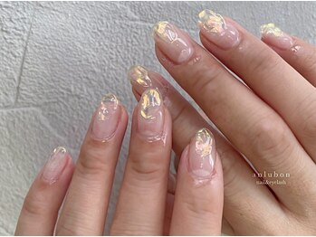 ぷっくりオーロラクリアネイル