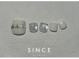 8月　foot monthly design