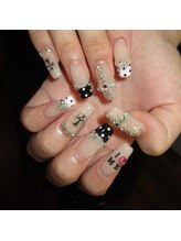 Mネイルアンドカフェ シェレステ/ドットネイル