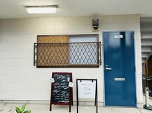 当店は一階のマンションの一室になります♪