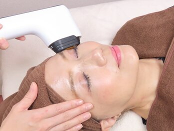 エリシオン(ELYSION)