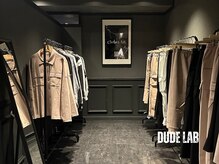 デュードラボ(DUDELAB)の雰囲気（アパレルブランド【Clothes Art】とのコラボ。）