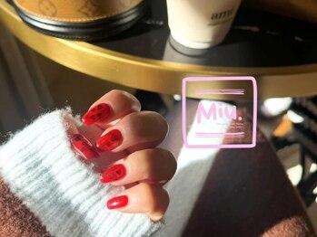ミュー(Miu.)の写真/派手にできない方向けのシンプルデザイン、大人可愛いデザインも豊富◎ハートネイル◎※パーツ別途料金