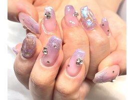 韓国フラッシュキラキラネイル