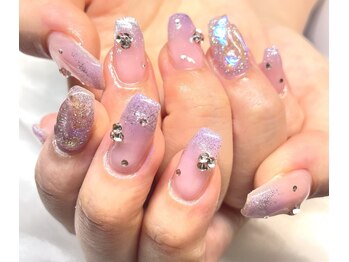 韓国フラッシュキラキラネイル