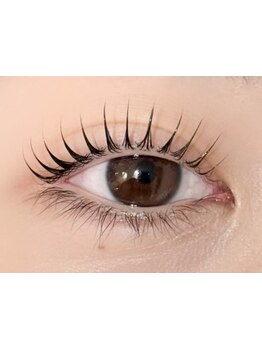 ナチュラル上品な目元にしたい