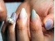 サンネイル(sunnail)の写真/フィルイン技術で自爪を傷めずジェルネイルが長く続けられる♪そり爪さんもフォルムを整え美爪さんに。