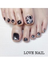 ラブネイル(LOVE NAIL)/レオパードブラックネイル