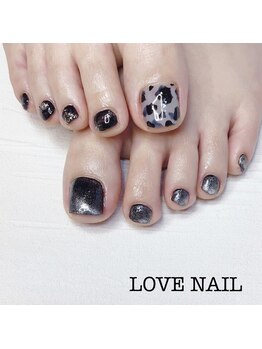 ラブネイル(LOVE NAIL)/レオパードブラックネイル