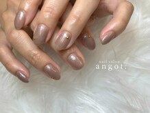アンガット(angot.)/グレージュパールラメネイル