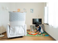 モアアンドモア(More&More)の雰囲気（個室のキッズスペース完備！お子様連れ歓迎♪）