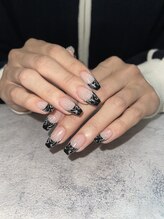 ソラール(SOLAR)/手描きネイル