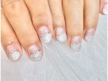 アリイネイルズ(ALII Nails)/フレンチネイル