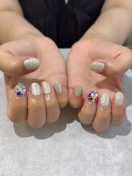 キラキラネイル