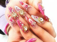 グリッター(Glitter)/手描きアートにデコデコストーン