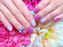 ビジュー盛ネイル