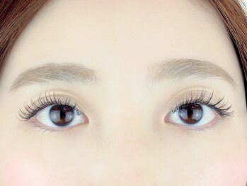 エルア(Elua)/可愛さが引き立つ目元に★