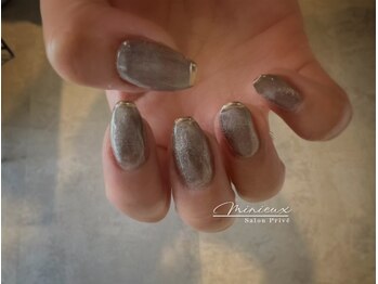 ミニュー(Minieux)/マグネット×ミラーライン