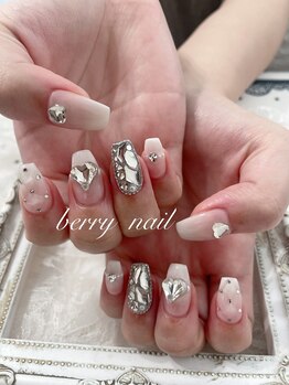ベリーネイル(Berry nail)/