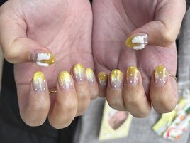 イエローグラデドットネイル