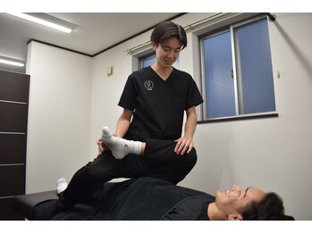 ケアフォー 吉祥寺(Carefor)の写真/【男性客多数★本格整体】どこへ行っても物足りない方へ!ガチガチの首肩こり・腰痛を根本から徹底改善