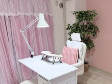アモワ 押上(amoi)の雰囲気(ピンクが基調のかわいい空間♪完全個室でじっくり相談できます◎)