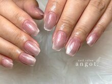 アンガット(angot.)/フレンチ風マグネットネイル
